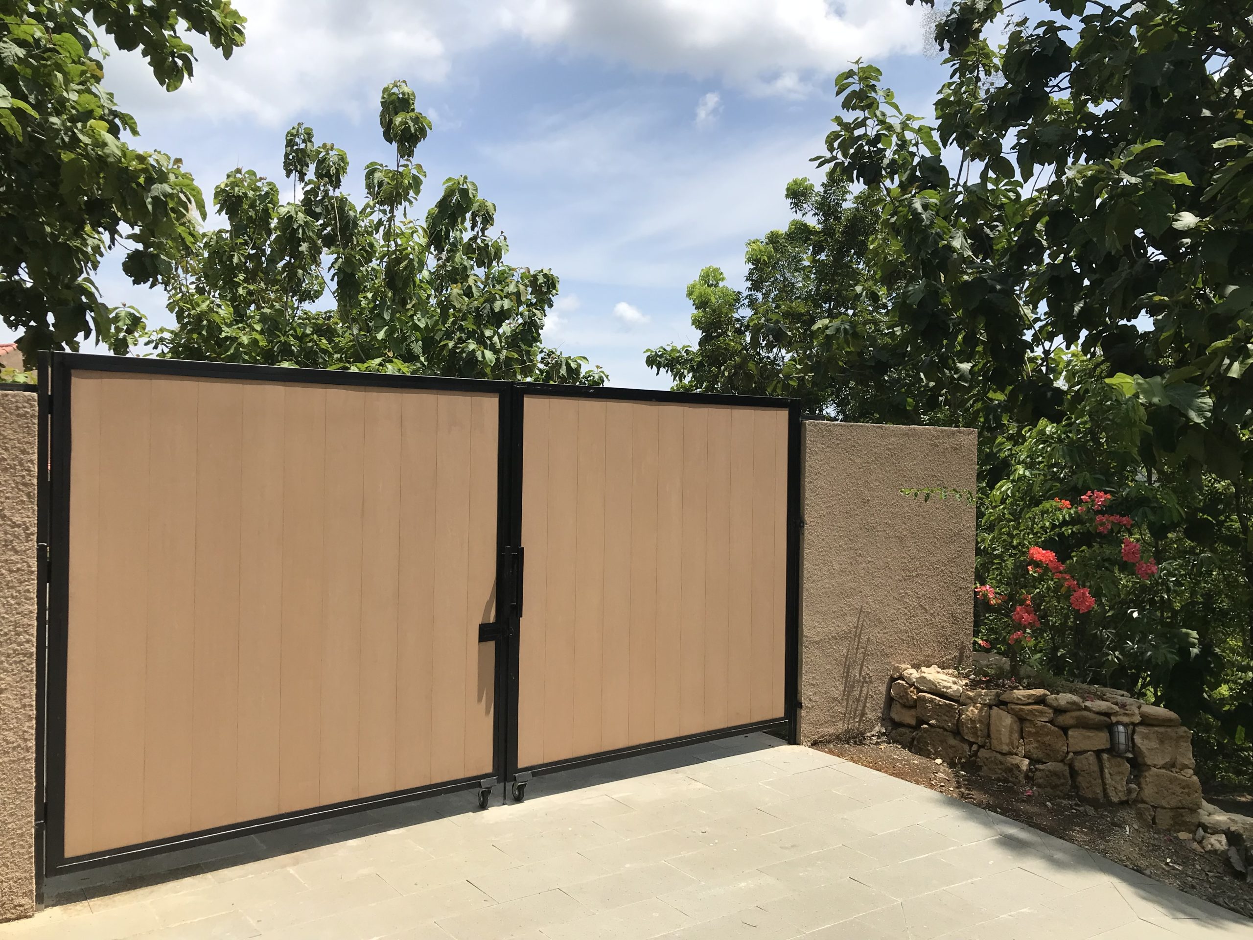gate entrnace